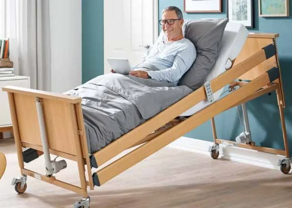 dali-bed-economisch-verpleegbed-met-alle-elektrisc (1).webp