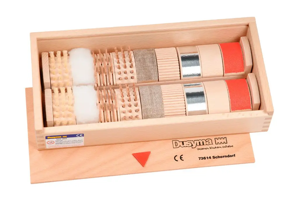 Jeu de toucher de matière