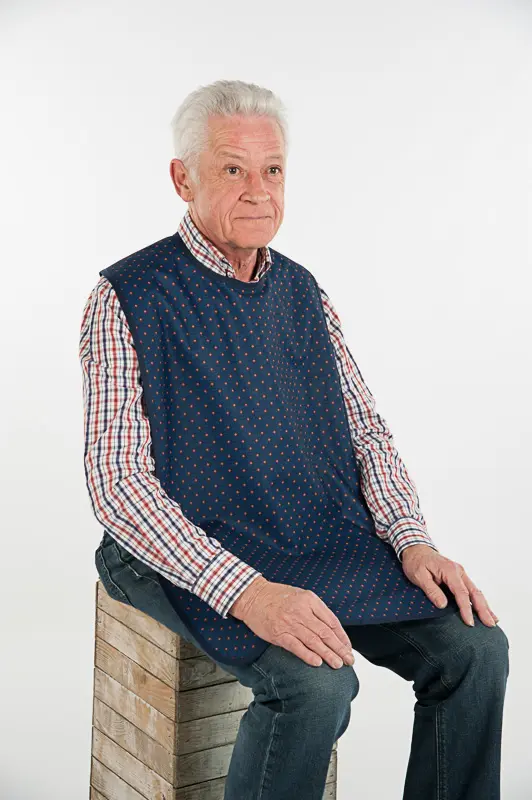 Washable bib with snap closure