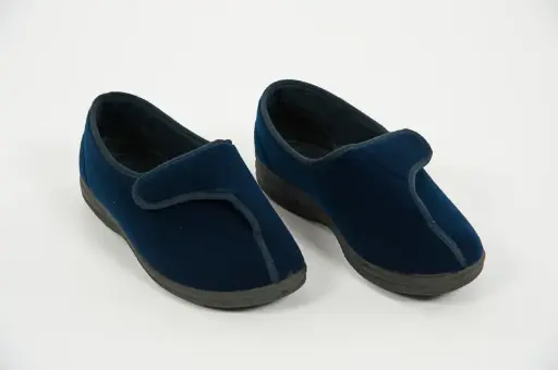 Pantoufle basse avec fermeture velcro