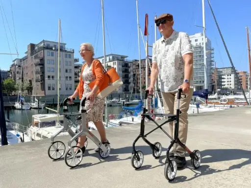 Let's Move rollator + matching bag – Lightweight, stylish, and extremely maneuverable